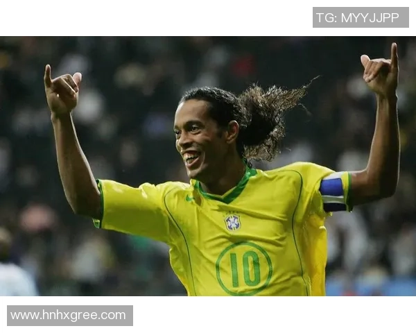 哪个足球明星在场上最爱炫耀个人球技与精彩瞬间